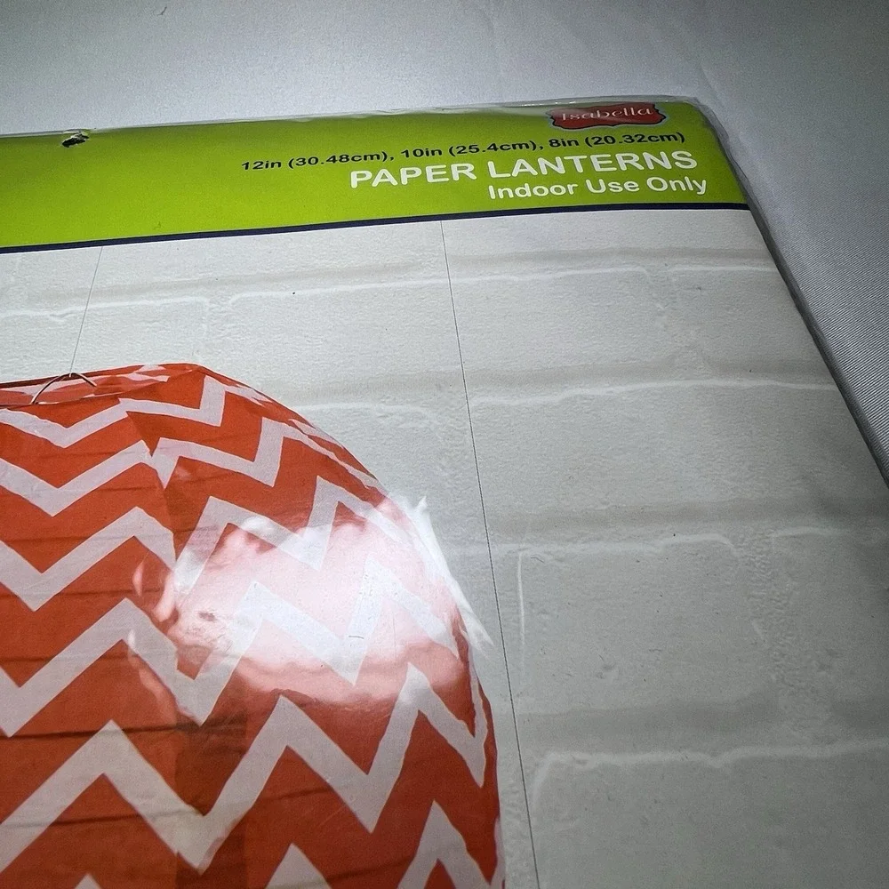 Renewing Minds Gray‎ Red Green Spheres 3 Per Pack 3 12
